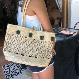 Handwoven Screw Pine Grass Purse – Made by Women of Vimalalayam, Cochin, India